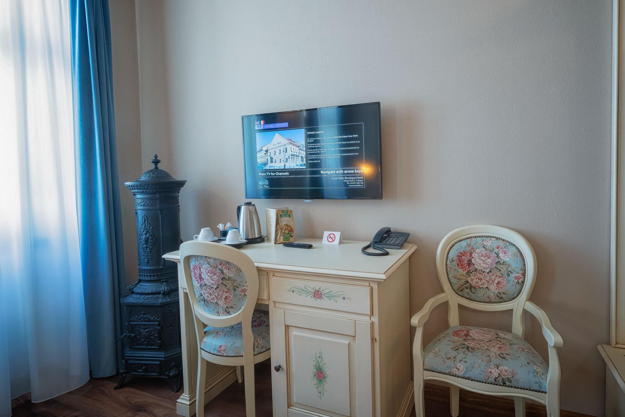 Hotel Boutique Casa Chitic -Hotel And Restaurant Str Johann Gott Nr7 Brasov Bagian luar foto