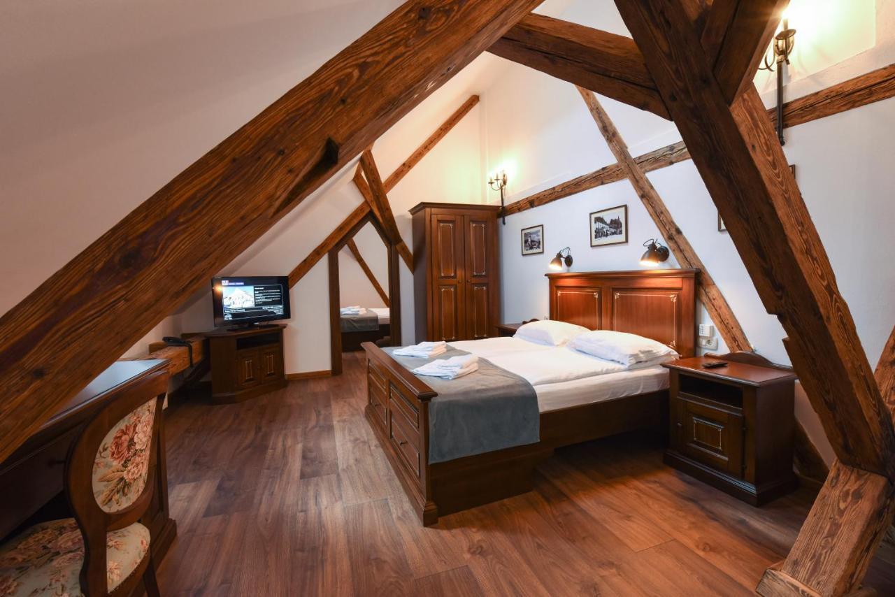Hotel Boutique Casa Chitic -Hotel And Restaurant Str Johann Gott Nr7 Brasov Bagian luar foto